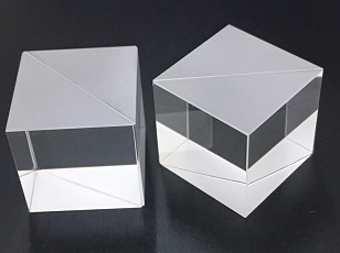 Optical Prism (PBS CUBE)