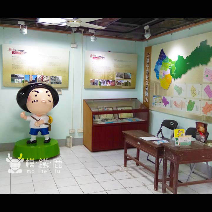 人形公仔_單腳動作一樣穩固