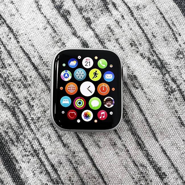 宇威通訊 | 二手Apple Watch SE 2022 鋁金屬 GPS 40mm  |中古機專賣店