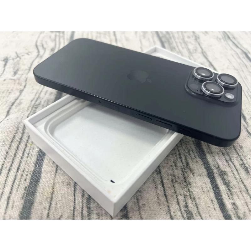 【二手機】Apple iPhone 16 Pro Max 送全新配件 售後保固10天