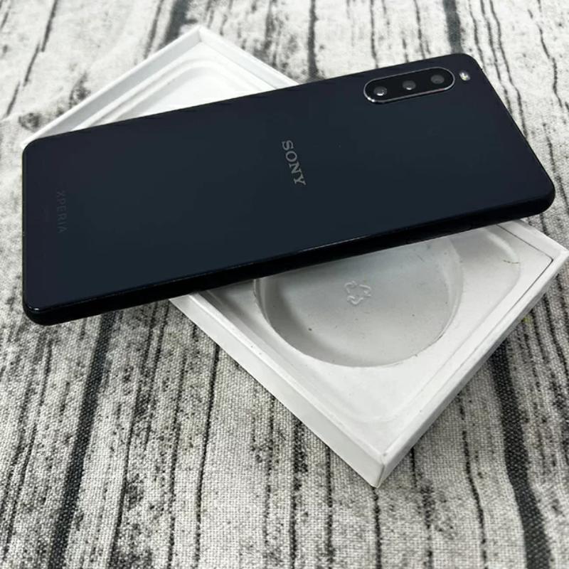 【二手機】Sony Xperia 10 III 6+/128 GB保護貼+防摔殼+快速充電組+32G記憶卡 售後保固10天| APP下單4%
