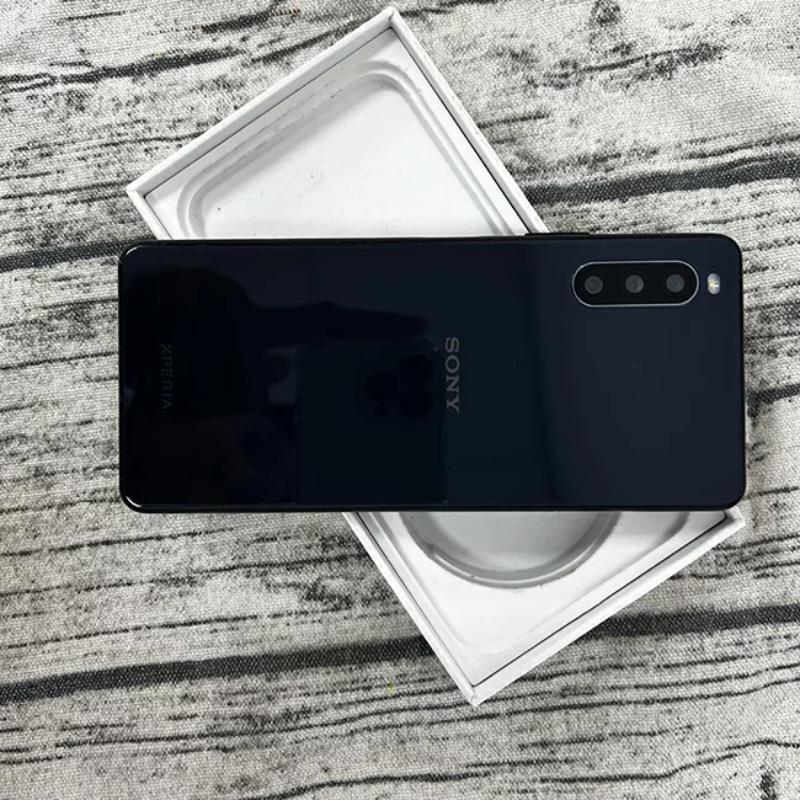 【二手機】Sony Xperia 10 III 6+/128 GB保護貼+防摔殼+快速充電組+32G記憶卡 售後保固10天| APP下單4%
