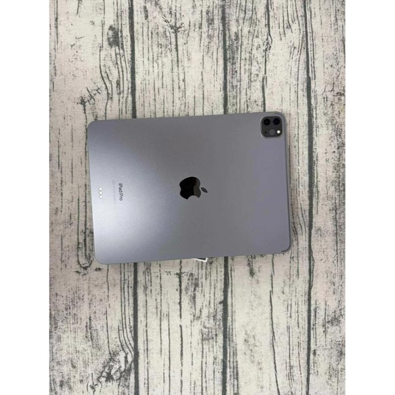 【二手】Apple iPad Pro 11吋 第4代 M2 灰 Wi-Fi版 512G 贈全新充電配件+皮套鍵盤+保護貼板電腦 二手平板