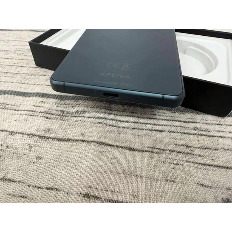 【領券折300】Sony Xperia 1 III 12+/ 256GB 贈9H鋼化玻璃保護貼 +快充組+防摔殼+32G記憶 售後保固