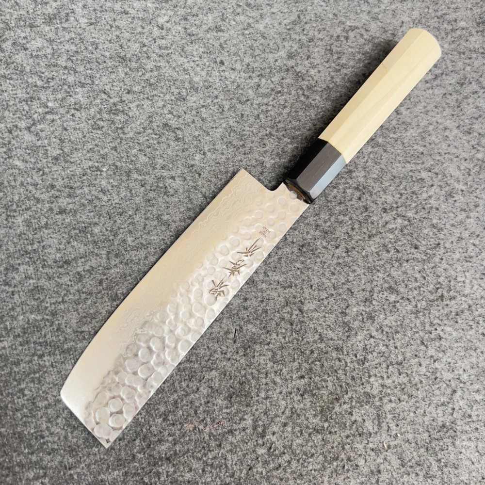 日本 堺孝行 AUS10 45層槌目大馬士革紋 菜切 和柄160mm