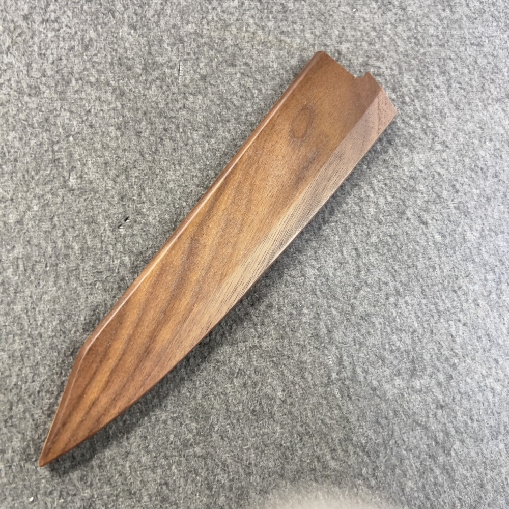 秦儀作 VG10W 劍型牛刀240mm磁吸木鞘