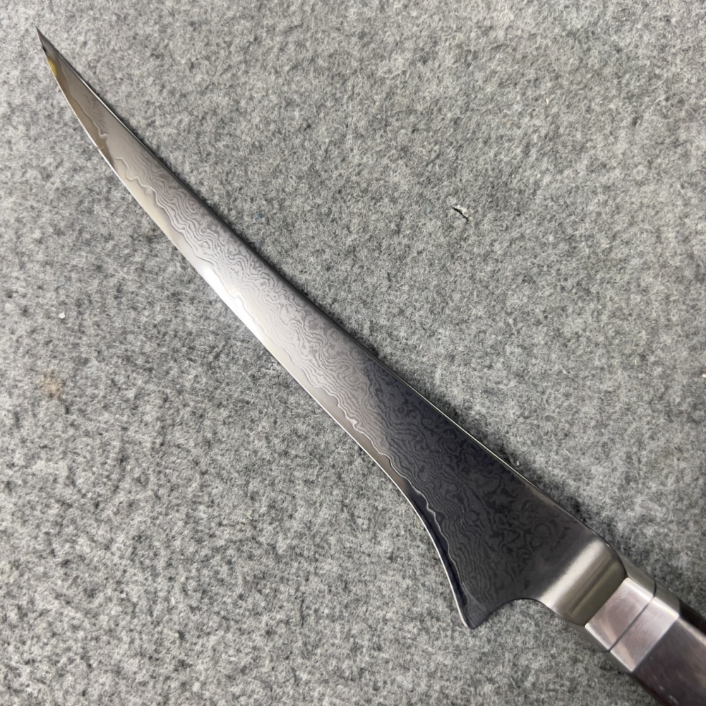魚刀黑染大馬士革鋼19cm