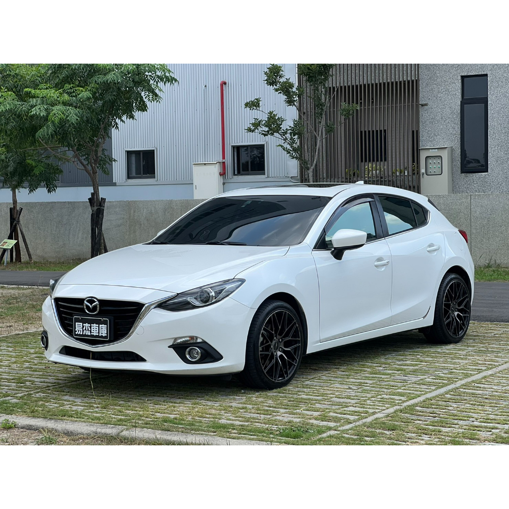 2015年Mazda3五門頂級型售價53.8萬