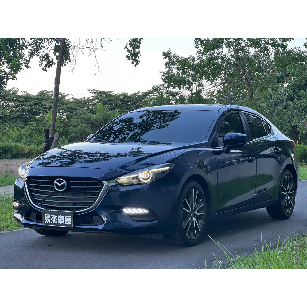 (已售出)2016年MAZDA3四門IKEY導航售價49.8萬