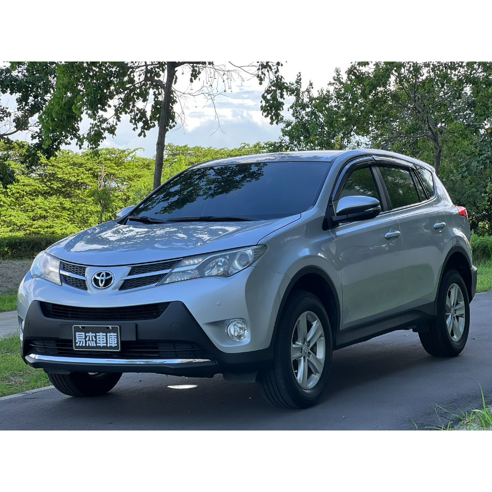 (已售出)2014年RAV4 E-Hi 2.0銀色 售價43.8萬