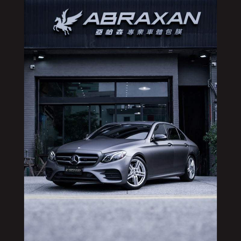Benz E300 