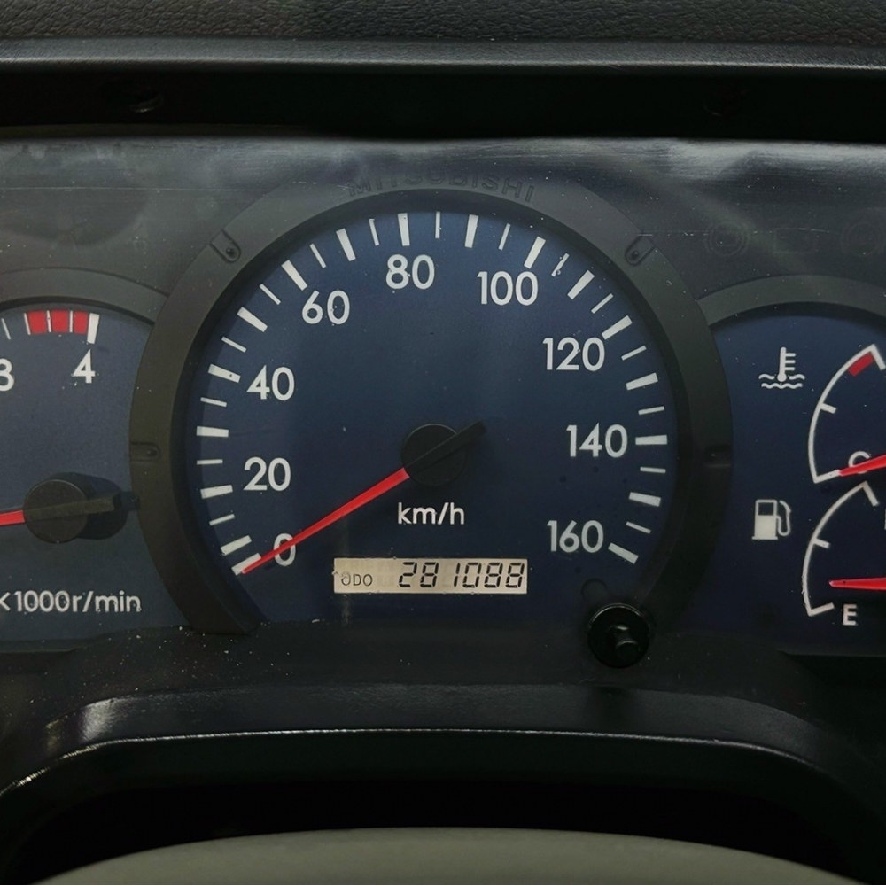 2011年 4期堅達 10.5呎 里程保證 花板 護欄 工具箱 外雙缸3呎尾門 防捲入