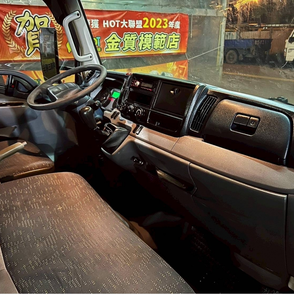 2013年 堅達 10尺半 美墊 2.5尺升降尾門 後視鏡行車記錄器 已提升載重5噸