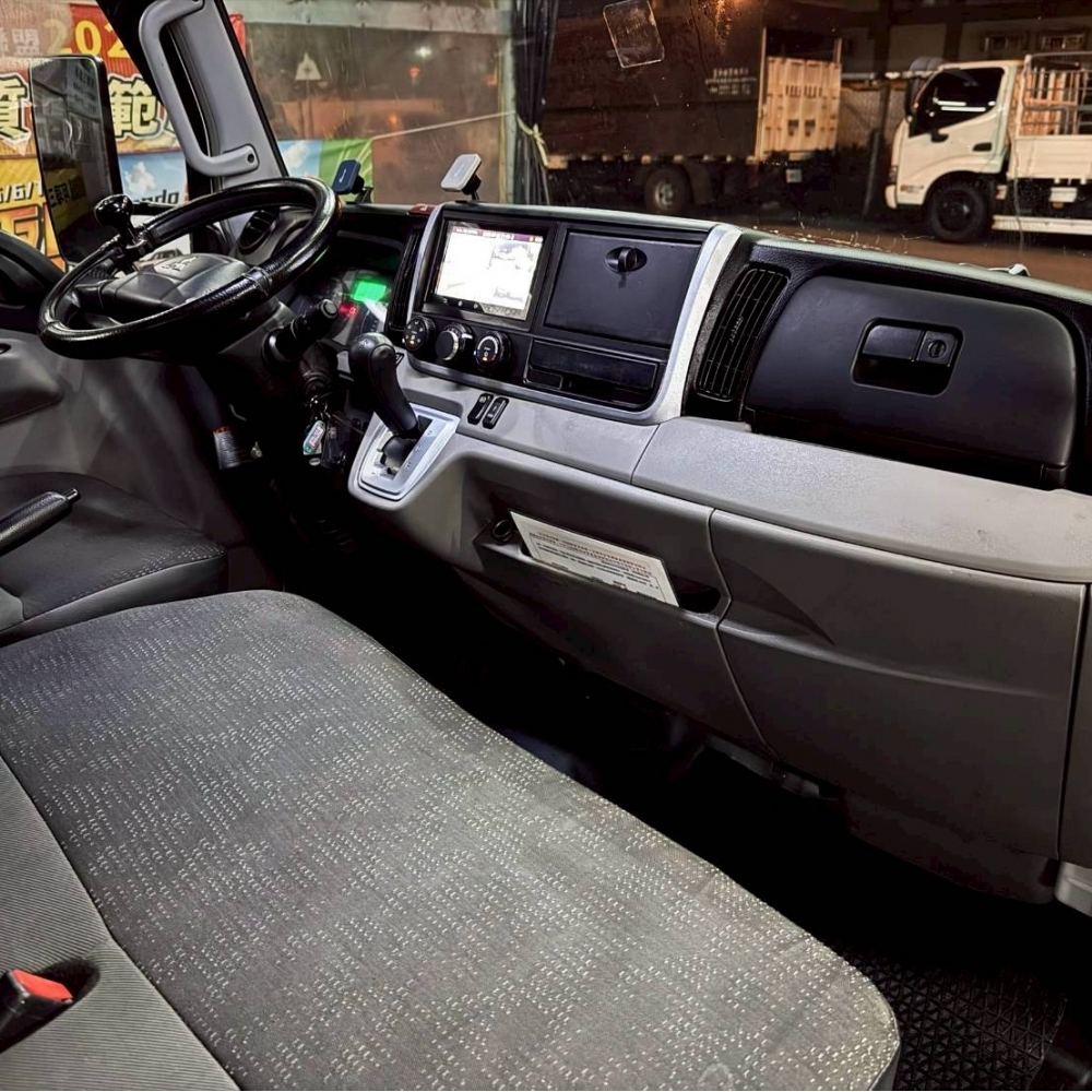 2021年 堅達 自排 10呎半 高廂 正5噸 原廠四錄行車記錄器 里程15萬