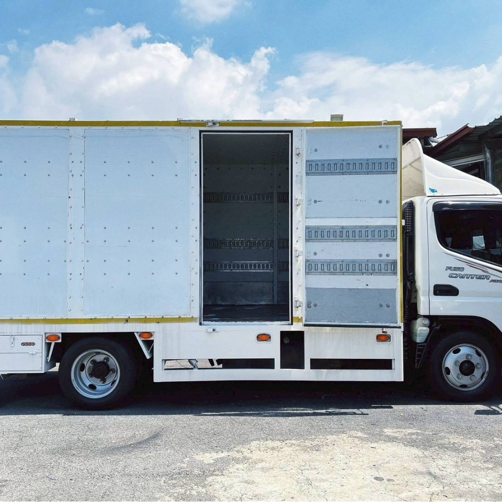 2021年 堅達 14尺半 高廂 正5噸 原廠保養 四錄行車記錄器 四芯6尺半尾門 防捲入護欄 車廂排扣