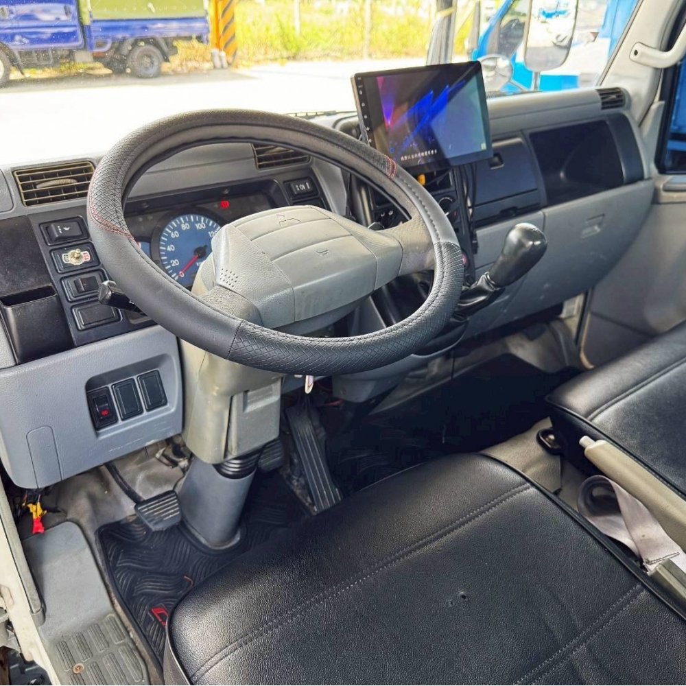 2012年 堅達 10尺半 里程35萬 5尺半外雙芯雙折尾門 認證車 已升載重