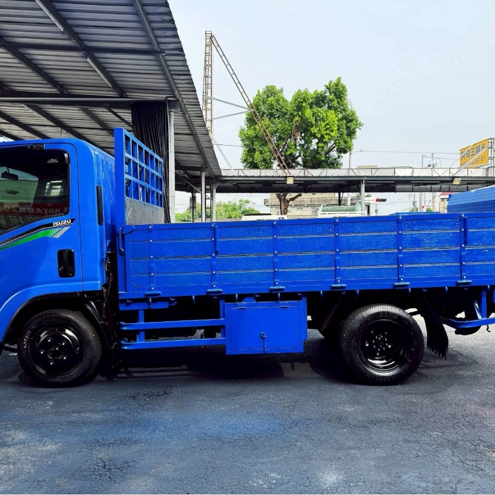 2019年 ISUZU 11尺半 日本原裝 里程19萬 3尺尾門 已升載重5噸