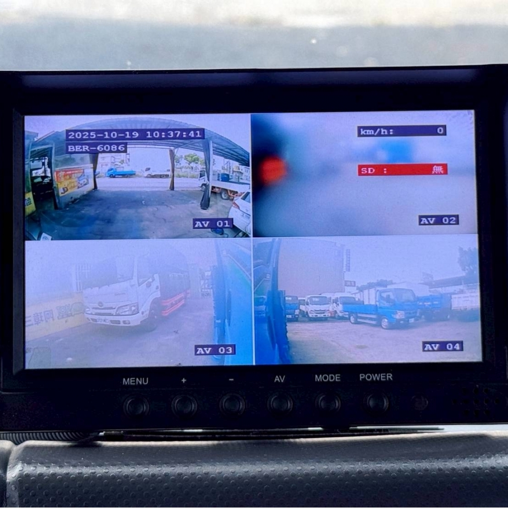 2019年 ISUZU 11尺半 日本原裝 里程19萬 3尺尾門 已升載重5噸