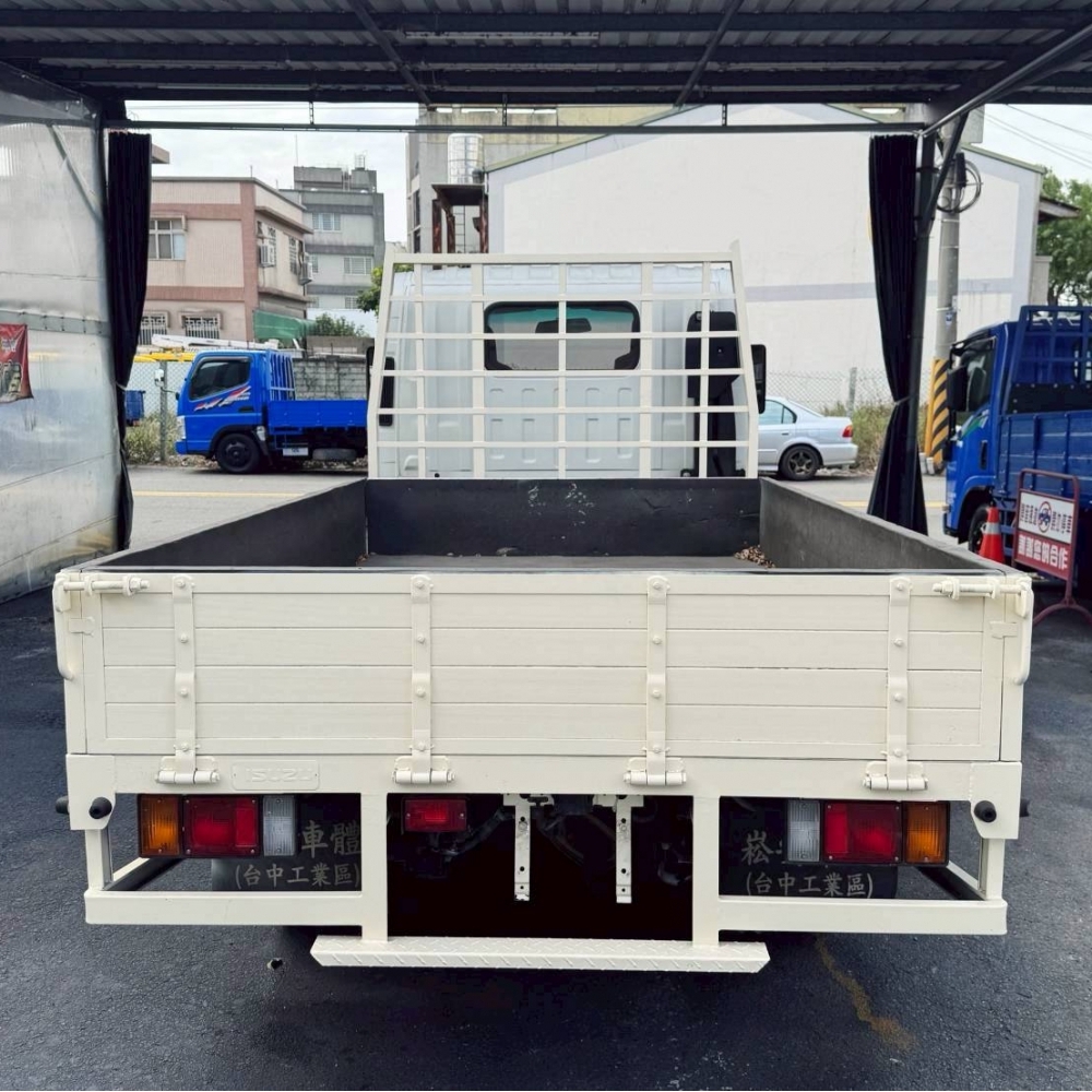 2019年 一路發 自排 10尺半 日本原裝 美墊 原廠保養 里程7萬 已提升載重5噸