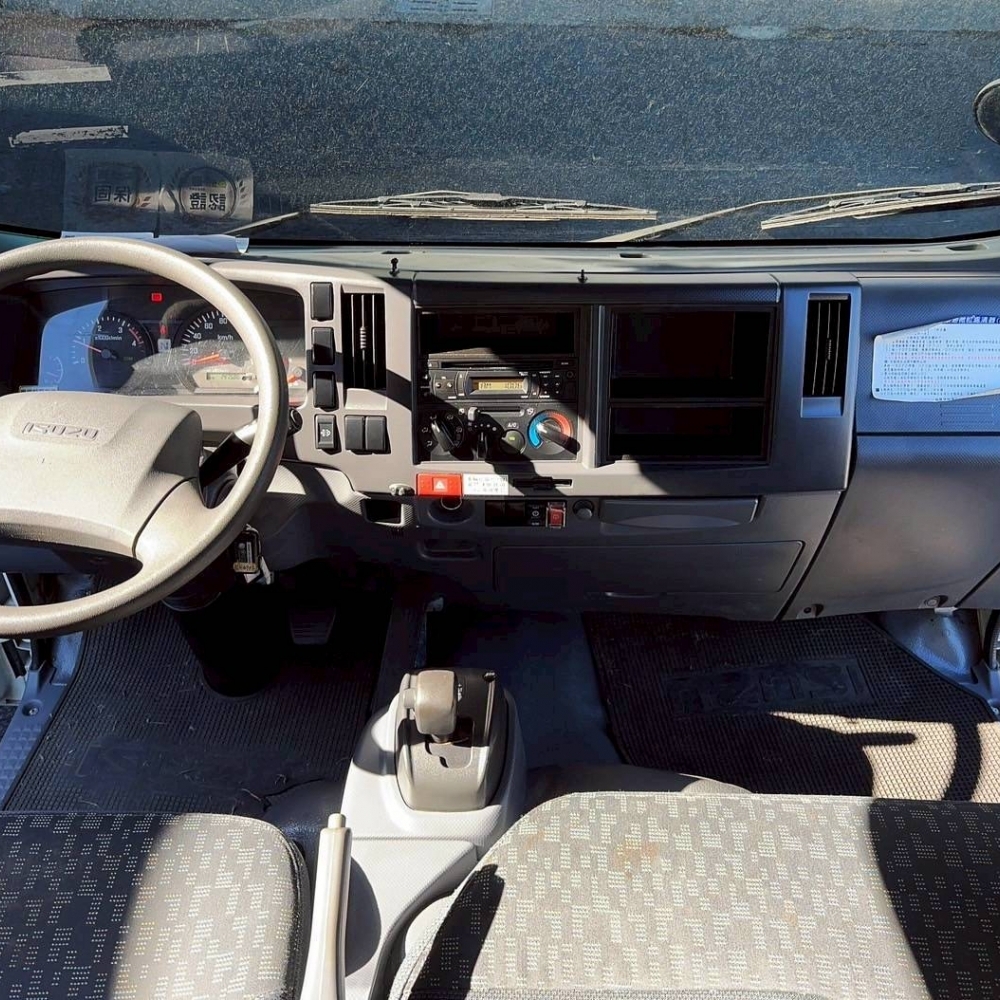 2020年 ISUZU 自排 11尺半 美墊 防捲入  里程14萬 已提升載重5噸 