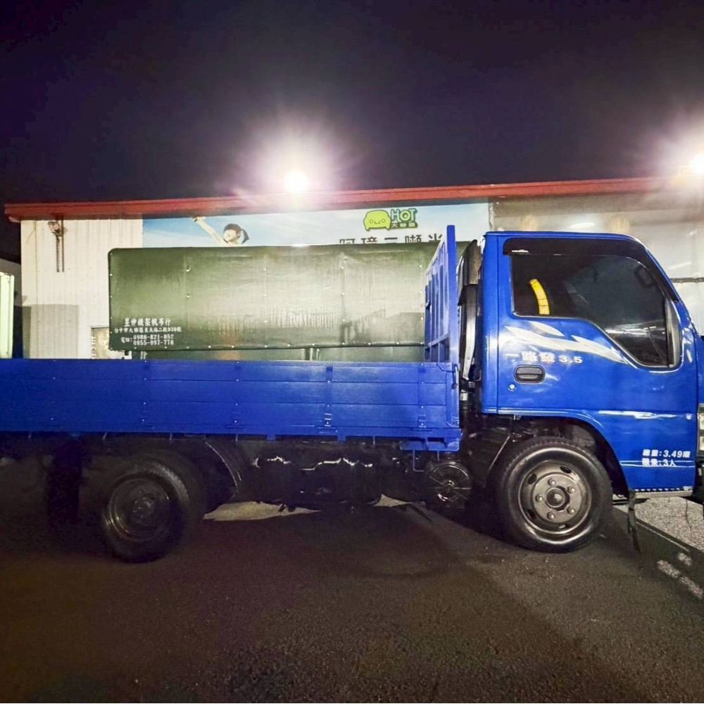 2007年 ISUZU  10尺半 全新車斗 150匹馬力 認證車輛