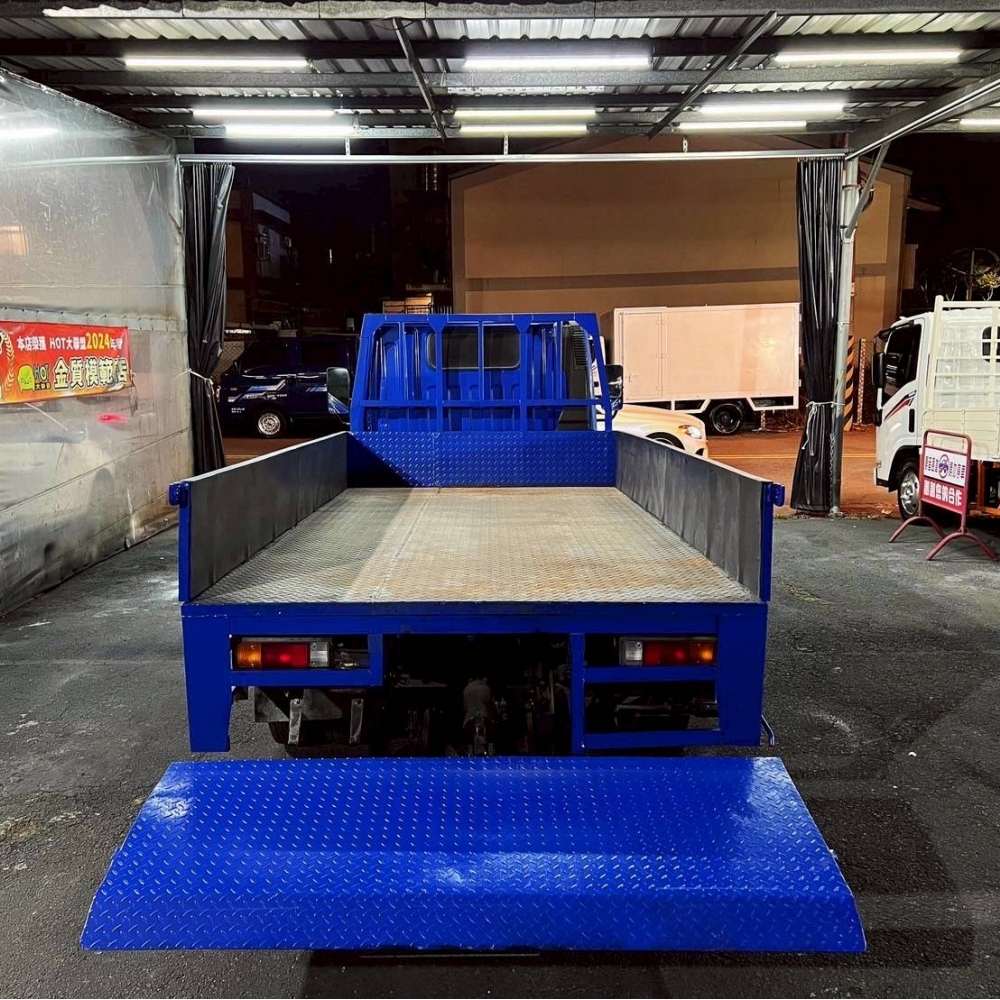 2017年 堅達 11尺半 自排 花板 防捲入 里程20萬 2.5尺尾門 已提升載重5噸
