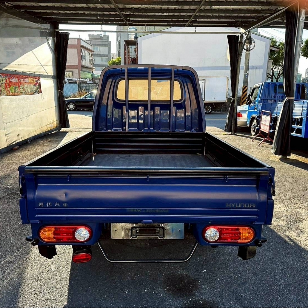 2019年 小霸王 自排 雙廂 美墊 安卓機 里程7萬 6人座