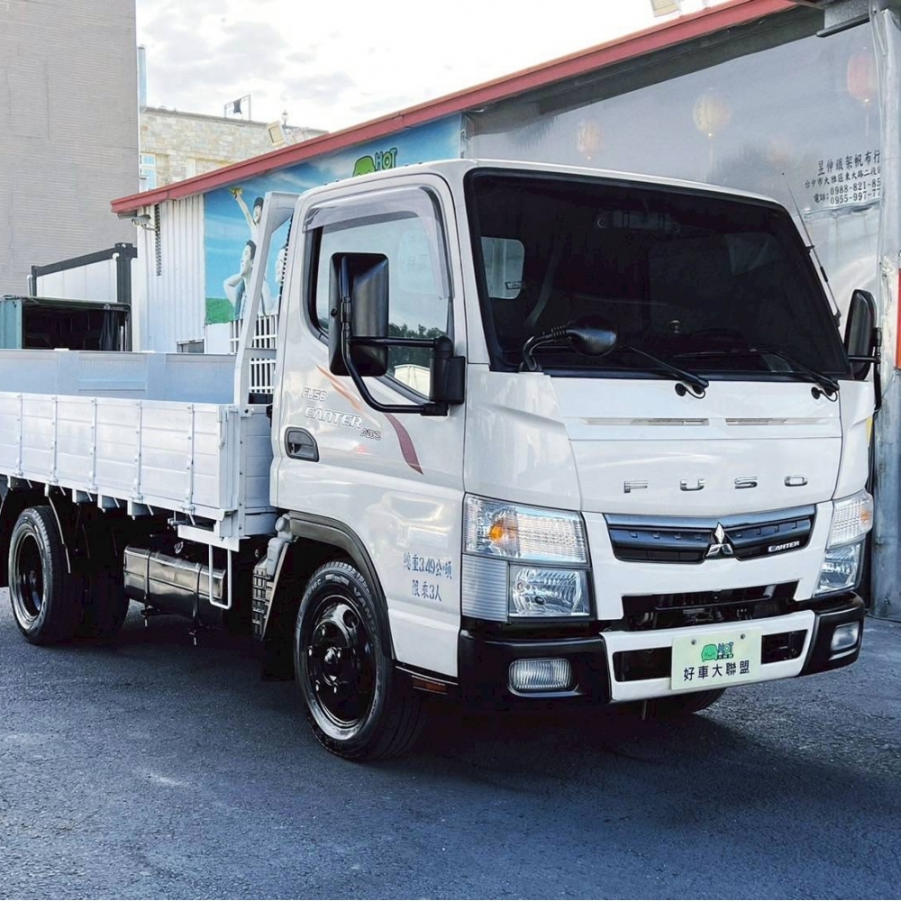 2018年 堅達 11尺半 里程8萬 美墊 原廠保養 4尺雙缸雙折尾門 後視鏡行車記錄器 已提升載重5頓