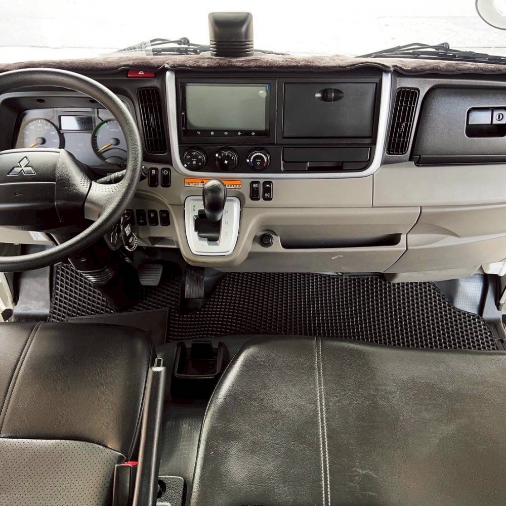 2022年 堅達 10尺半 自排 高廂 正5噸 里程1萬 原廠保養 四錄行車記錄器