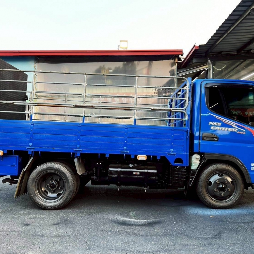 2014年 堅達 10尺半 花板 工具箱 安卓機 雙折護欄 5尺雙芯尾門