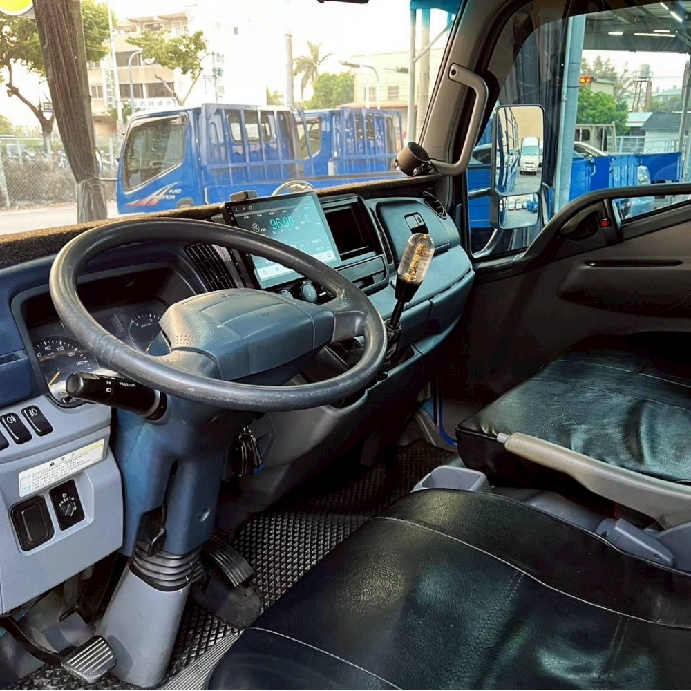 2014年 堅達 10尺半 花板 工具箱 安卓機 雙折護欄 5尺雙芯尾門