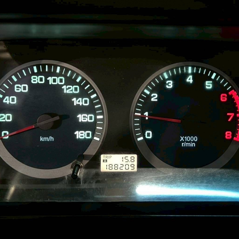 2016年 得利卡 2.4L 短併 鐵花板 實跑18萬 6尺雙缸雙折尾門 行車記錄器