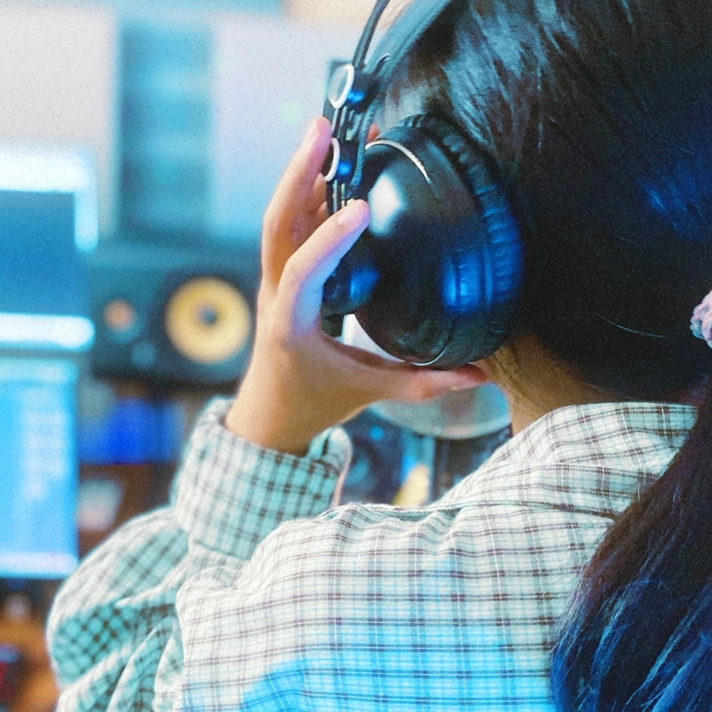 我們認識一位很棒的鄧鄧。 