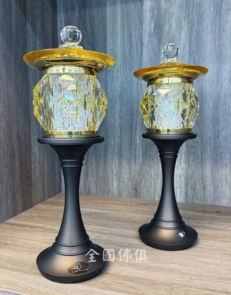 Lotus蓮花牌晶鑽燈