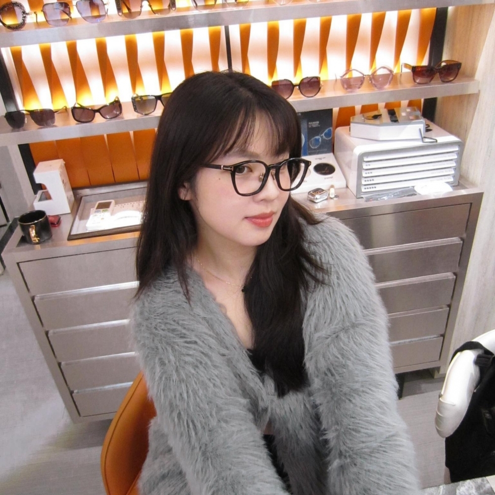 TOM FORD | 6056D