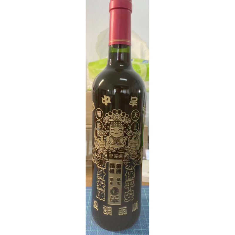 Divine wine sculpture (Mother of Heaven)/wine bottle engraving, Taichung wine bottle engraving