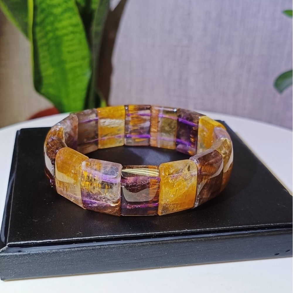 高品質老料紫鈦晶手排
