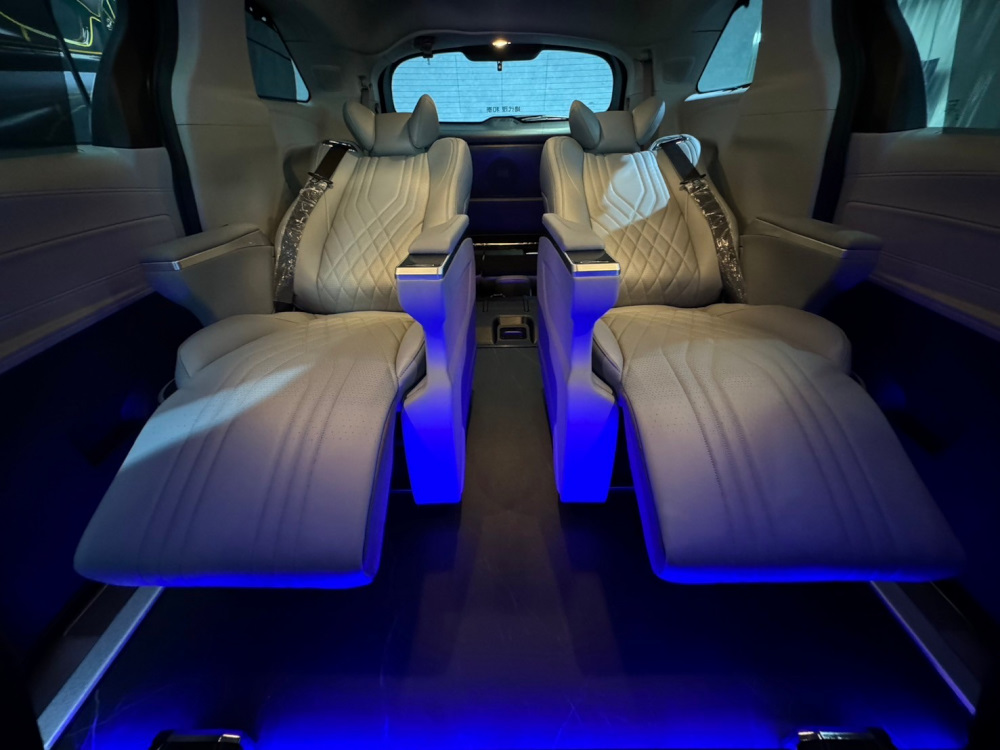 Sienna 4代 中排 航空椅 座椅 高級尊榮享受 電動 腿拖 通風 加熱 按摩 USB充電 對應原車軌道中間走道18公分 顏色可討論客製 