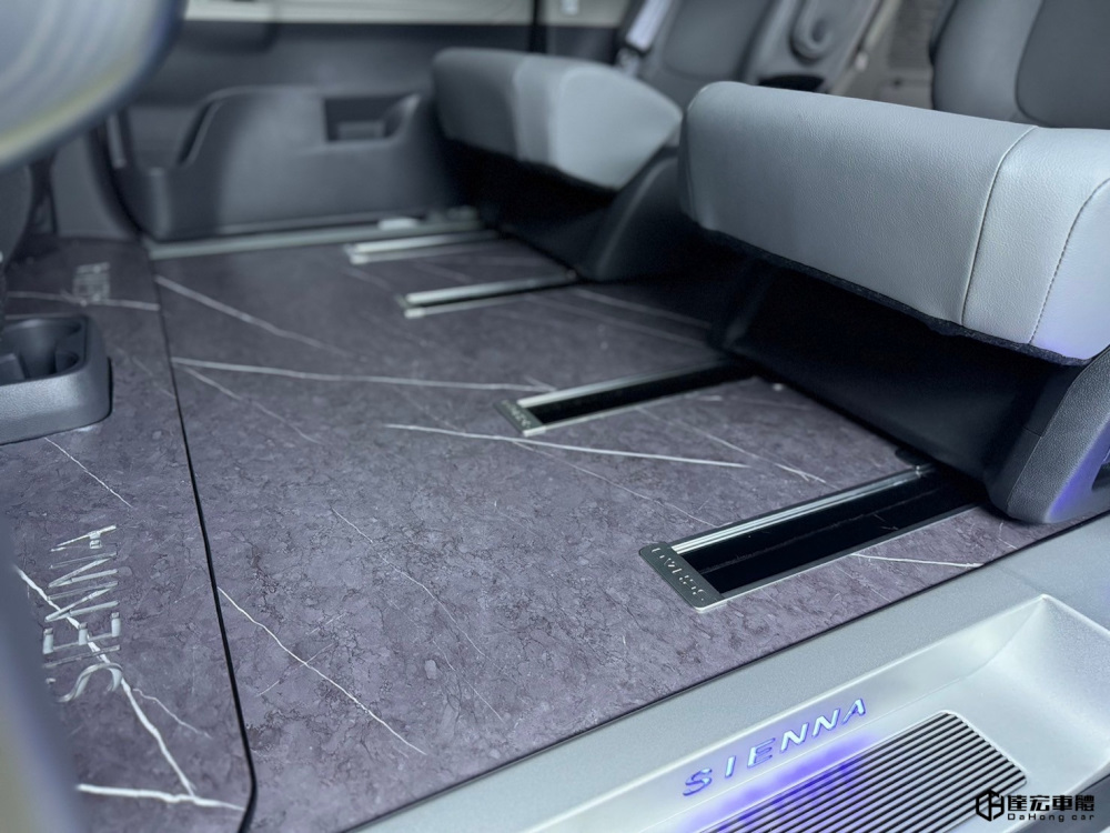 Toyota Sienna 4代 地板 實心航空鋁 地板 高品質 耐磨防刮 大理石紋 含迎賓踏板 多款式 歡迎洽詢