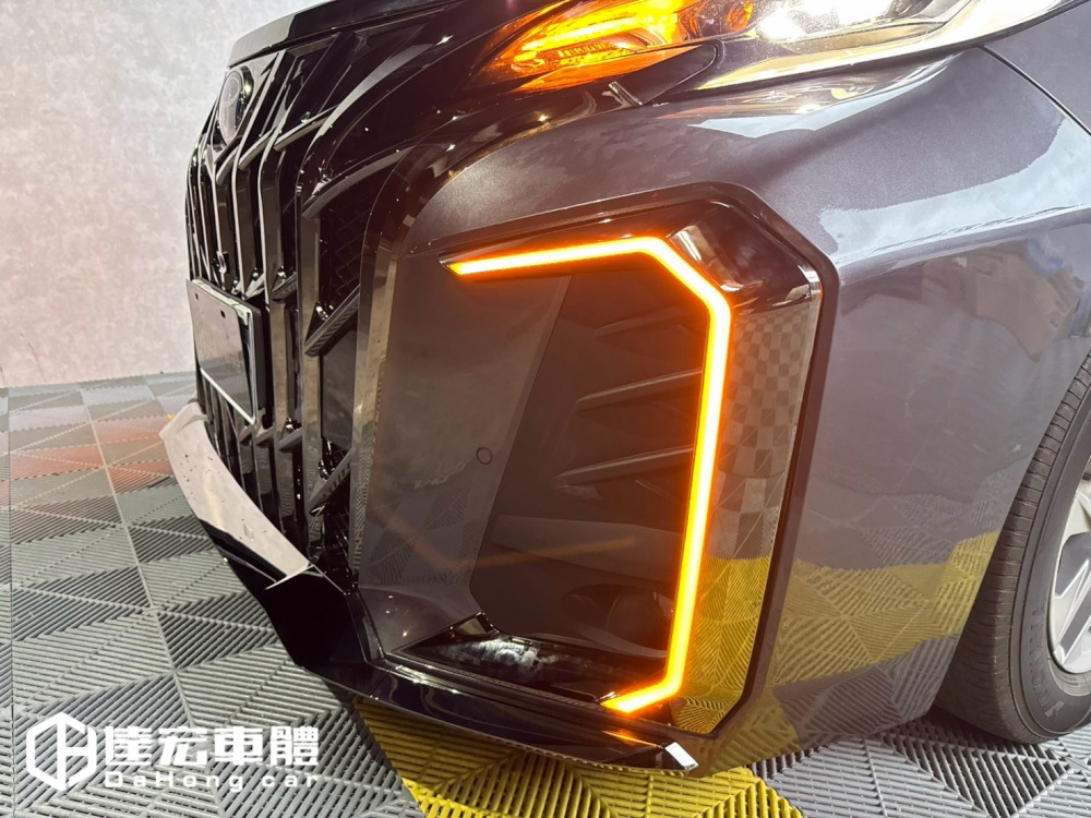 TOYOTA SIENNA 4代 麒麟 樣式 前保桿 後保桿  水箱柵 全配件 素材 前大包 後大包 水箱罩 黑/銀