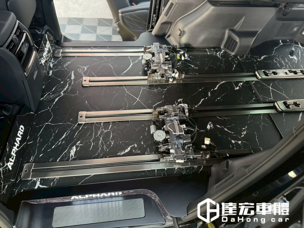Toyota Alphard 阿法 30系 35系 40系 尊榮 客製化 高品質 超耐磨 防刮 鋁地板 大理石紋 地板 包含迎賓踏板 地板百款紋路樣式供挑選 