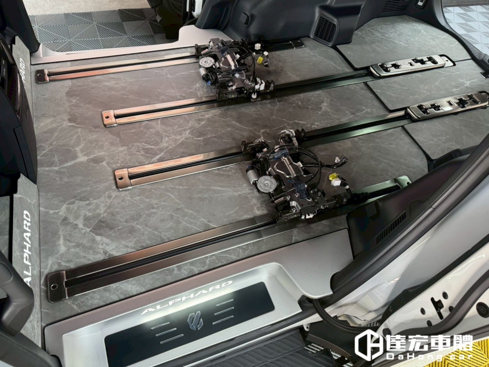 Toyota Alphard 阿法 30系 35系 40系 尊榮 客製化 高品質 超耐磨 防刮 鋁地板 大理石紋 地板 包含迎賓踏板 地板百款紋路樣式供挑選 
