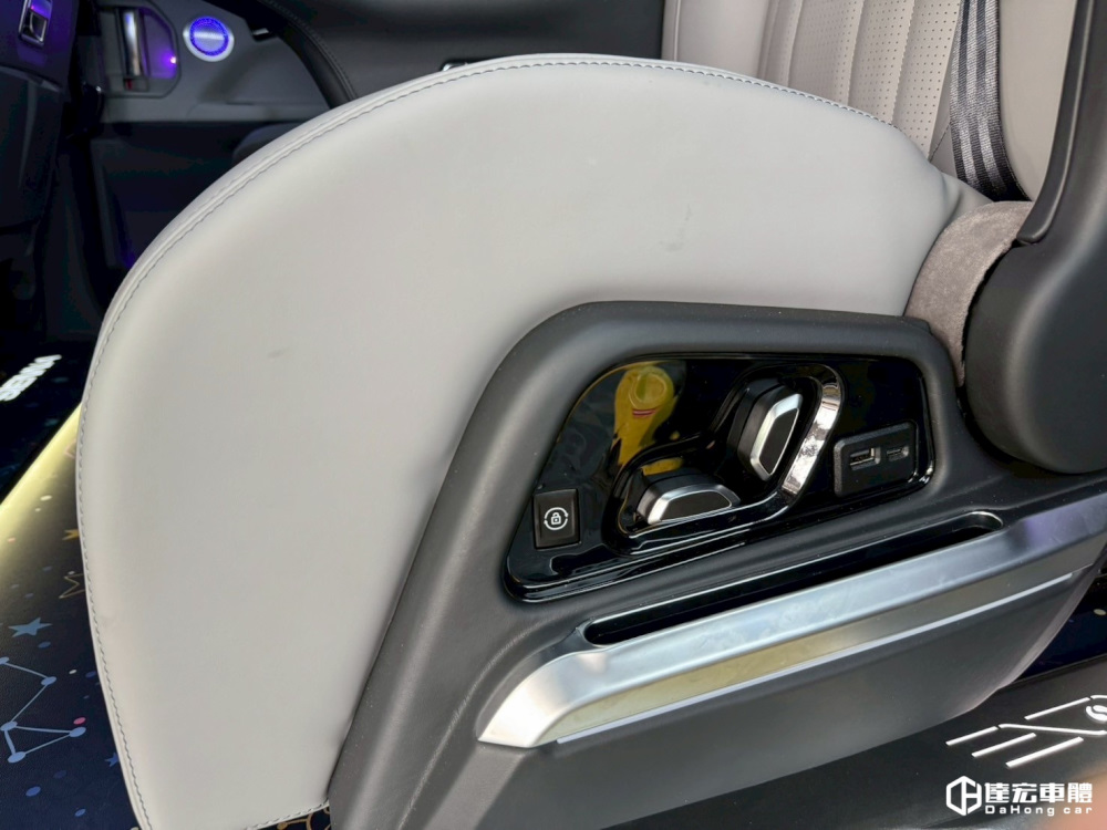 SIENNA 3代 4代 新款M9客製航空椅 可加購旋轉 專用最合適座椅沒有之一 中排 座椅 高級舒適享受 顏色客製拚色 