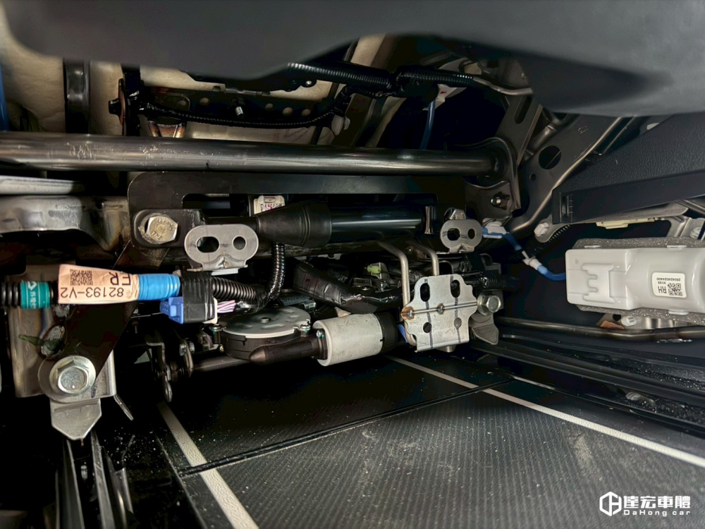 Toyota Alphard 阿法 40系 底盤加強件 防撞梁 液壓桿 平衡桿