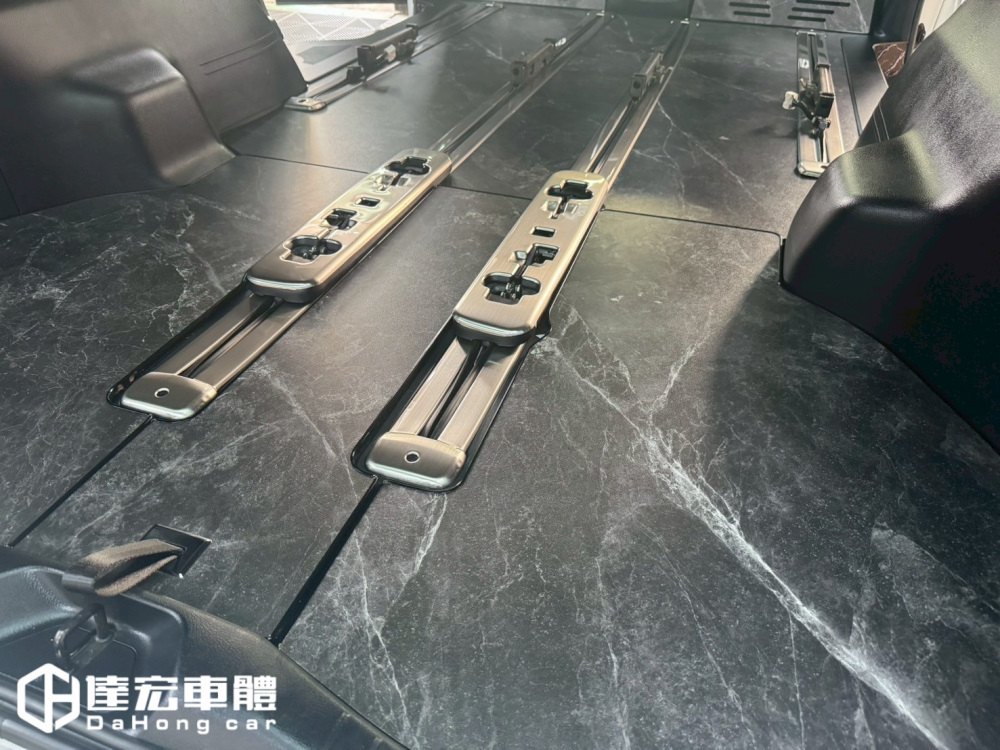 Toyota Alphard 阿法 30系 35系 40系 尊榮 客製化 高品質 超耐磨 防刮 鋁地板 大理石紋 地板 包含迎賓踏板 地板百款紋路樣式供挑選 