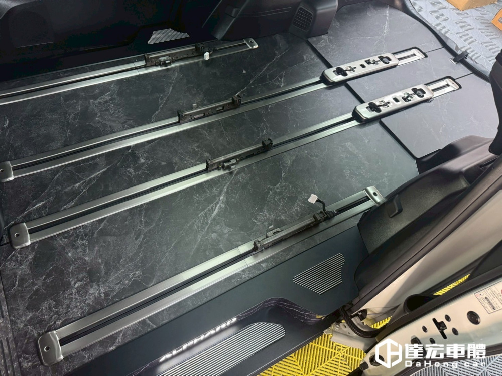 Toyota Alphard 阿法 30系 35系 40系 尊榮 客製化 高品質 超耐磨 防刮 鋁地板 大理石紋 地板 包含迎賓踏板 地板百款紋路樣式供挑選 