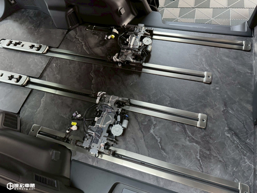 Toyota Alphard 阿法 30系 35系 40系 尊榮 客製化 高品質 超耐磨 防刮 鋁地板 大理石紋 地板 包含迎賓踏板 地板百款紋路樣式供挑選 