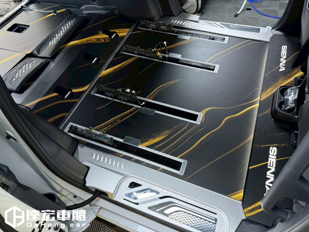 Sienna 4代 大理石紋 尊榮的享受 高品質 超耐磨防刮 鋁地板 大理石地板 百款紋路樣式供挑選 包含迎賓踏板