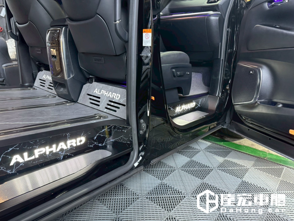 Toyota Alphard 阿法 30系 35系 40系 尊榮 客製化 高品質 超耐磨 防刮 鋁地板 大理石紋 地板 包含迎賓踏板 地板百款紋路樣式供挑選 