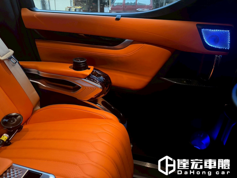 Toyota Alphard 阿法 30系 35系 40系 前排＆三排＆門板 皮套客製化 替換 更換 高級舒適享受 顏色客製拚色 